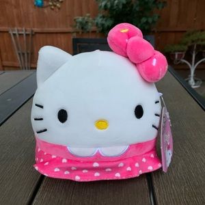 Hello Kitty Squishmallow